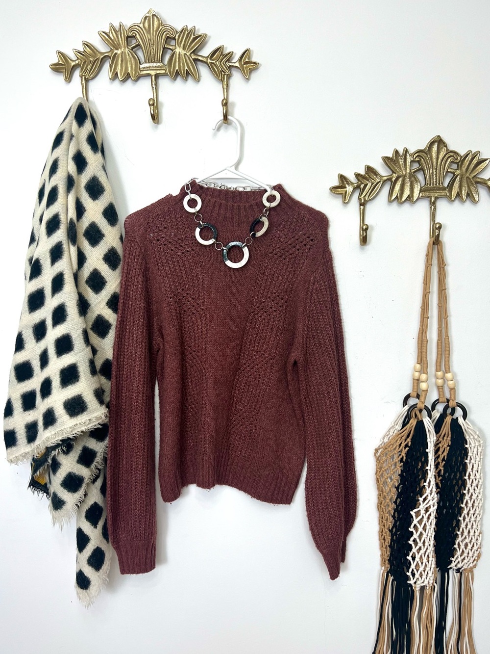 Maroon knit sweater M ptp 20โ